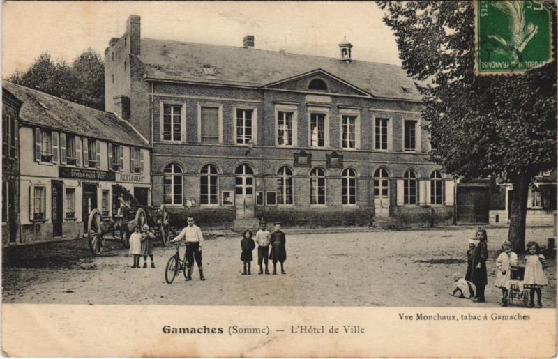 Carte postale ancienne Gamaches Hotel de ville à Gamaches