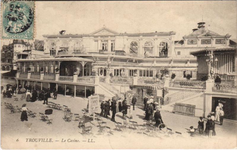 Carte postale ancienne Trouville Le Casino