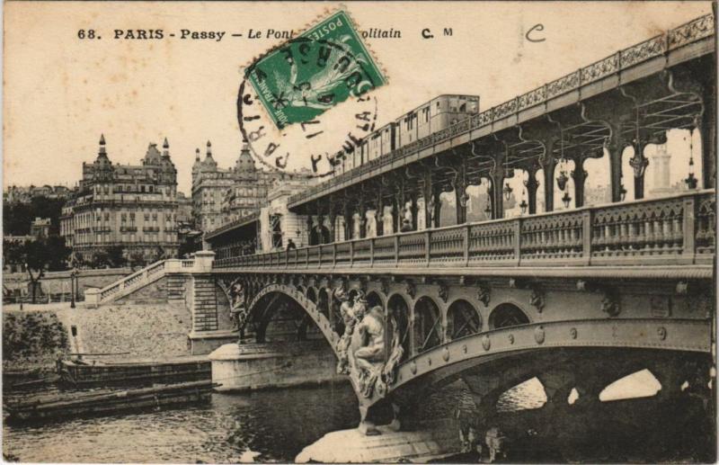 Carte postale ancienne Passy - Le Pont du Métropolitain à Paris 15e