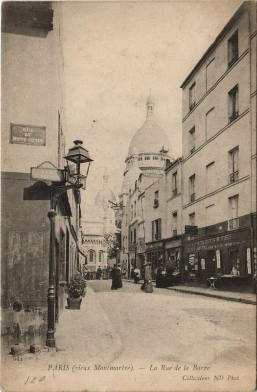 Carte postale ancienne Vieux Montmartre - La Rue de la Barre à Paris 18e