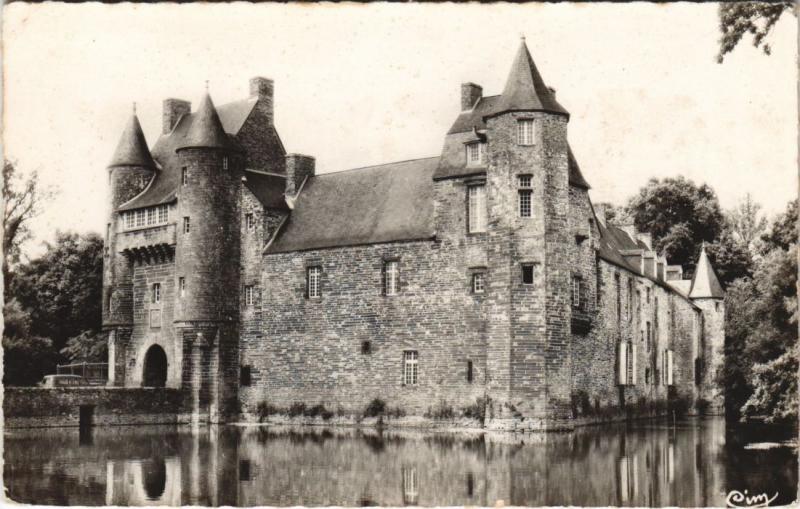 Carte postale ancienne Paimpont Chateau de Trecesson à Paimpont