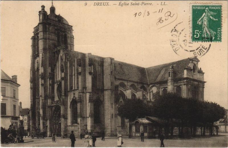 Carte postale ancienne Dreux Eglise Saint-Pierre à Dreux