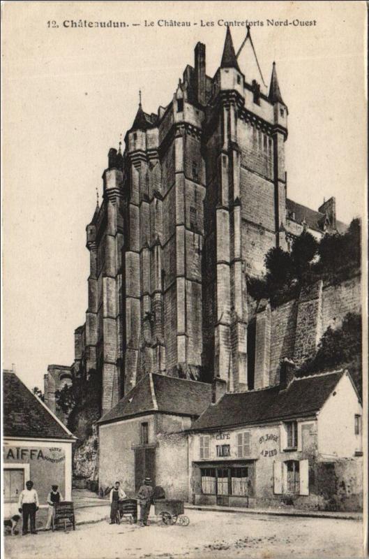 Carte postale ancienne Chateaudun Le Chateau - Les Contreforts Nord-Ouest