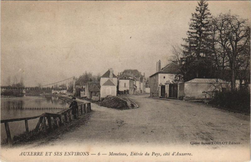 Carte postale ancienne Moneteau Entree du Pays, cote d'Auxerre France à Auxerre