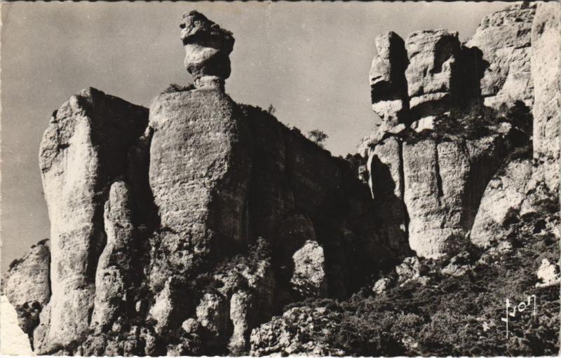 Carte postale ancienne Canon de la Jonte Corniche du Causse Mejean France