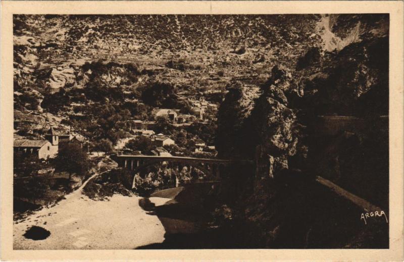 Carte postale ancienne Gorges du Tarn Saint Chely du Tarn France