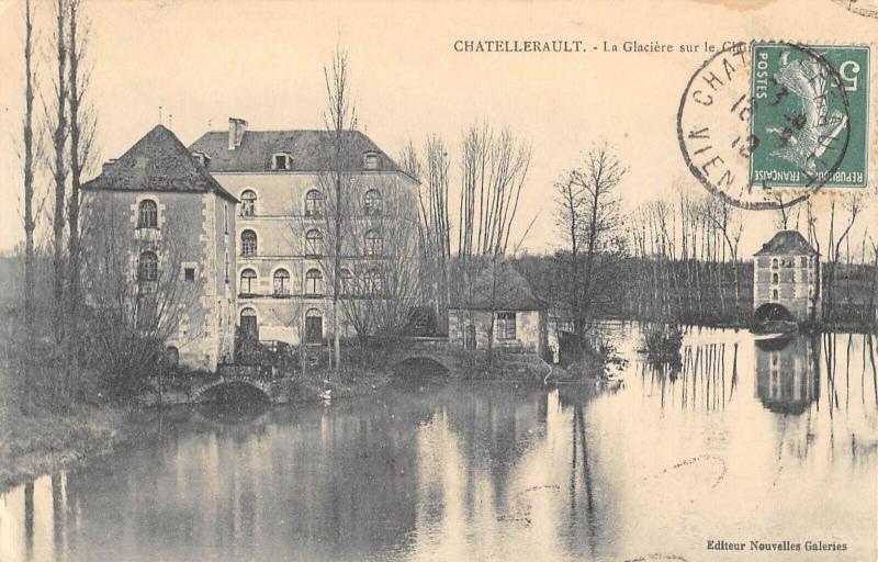 Carte postale ancienne Chatellerault - La Glaciere Sur Le Clain à Châtellerault