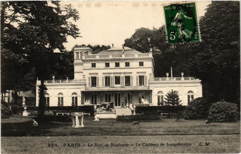 Carte postale ancienne Bois de Boulogne - Le Château de Longchamps à Paris 16e