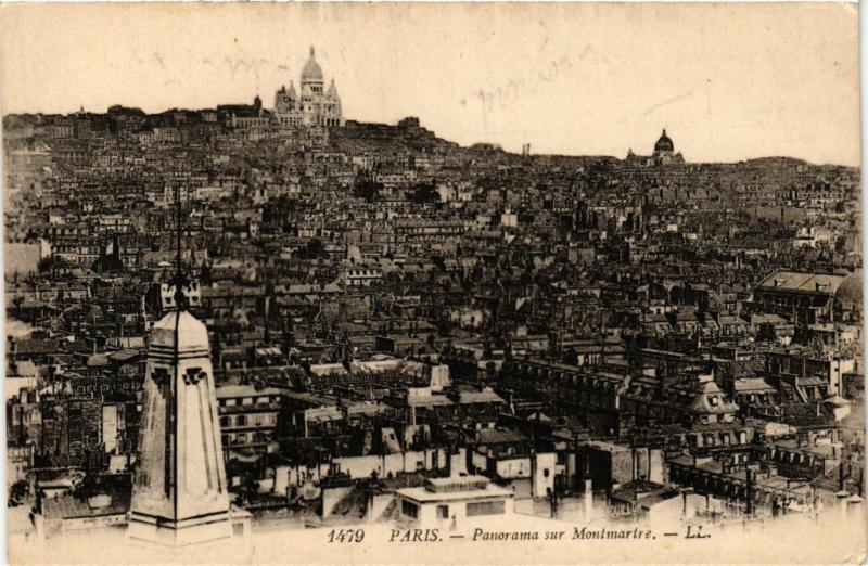 Carte postale ancienne Panorama sur Montmartre à Paris 9e