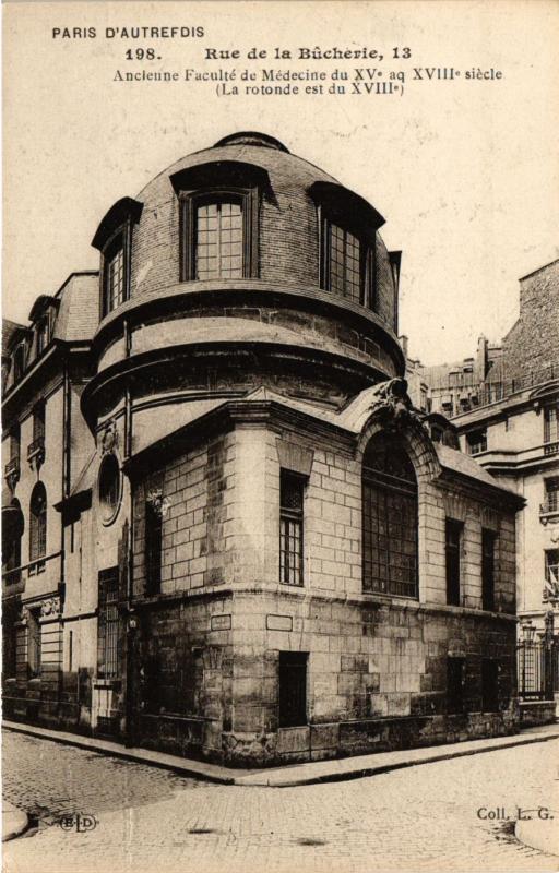 Carte postale ancienne Paris 5e-Rue de la Bucherie-Ancienne Faculté de Médecine à Paris 5e