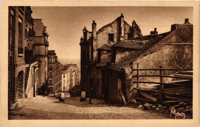 Carte postale ancienne Montmartre - La Rue du Mont-Cenis et la Maison de Mimi Pinson à Paris 18e