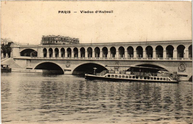 Carte postale ancienne Viaduc d'Auteuil à Paris 16e