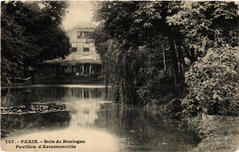 Carte postale ancienne Bois de Boulogne - Pavillon d'Armenonville à Paris 16e