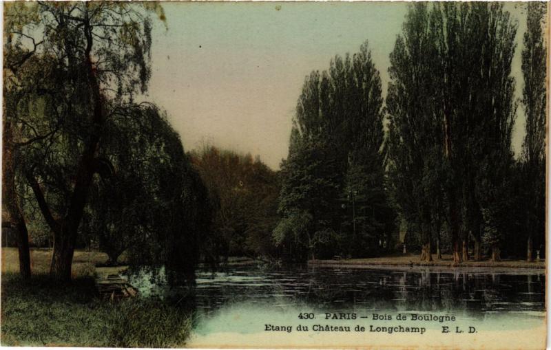 Carte postale ancienne Bois de Boulogne - Etang du Château de Longchamp à Paris 16e