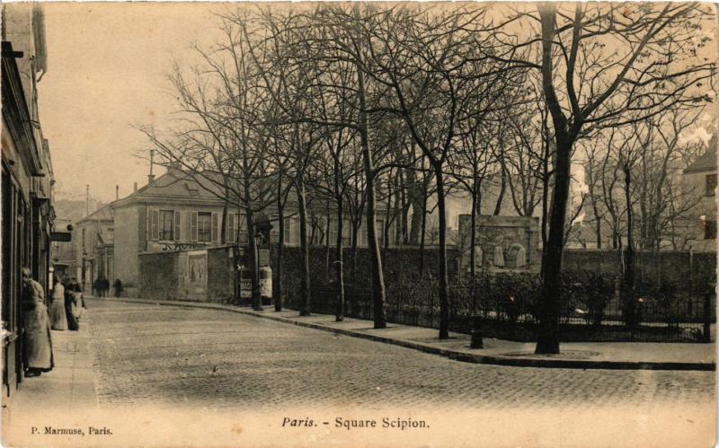 Carte postale ancienne Paris 5e-Square Scipion à Paris 5e