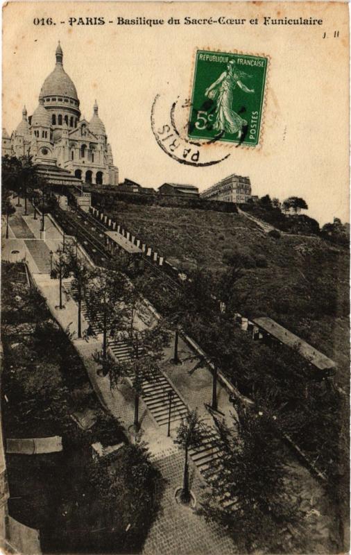 Carte postale ancienne Montmartre - Basilique du Sacré-Coeur et Funiculaire à Paris 18e
