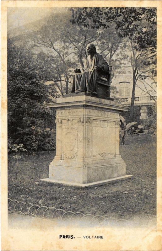 Carte postale ancienne Paris 5e-Statue de Voltaire à Paris 5e