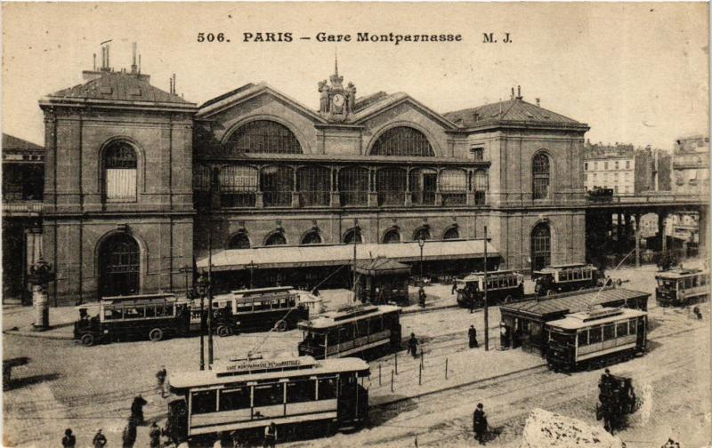 Carte postale ancienne Gare Montparnasse à Paris 6e