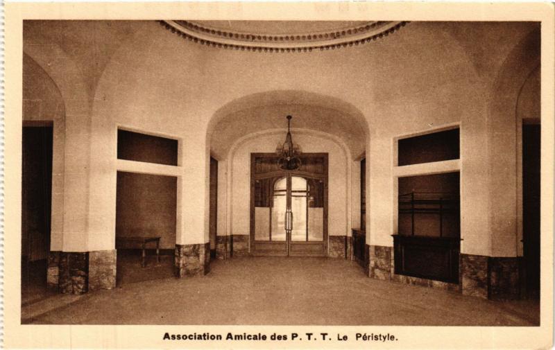 Carte postale ancienne Association Amicale des P.T.T. - Le Péristyle à Paris 15e