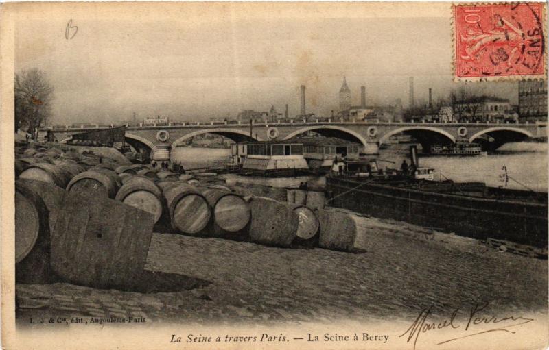 Carte postale ancienne Paris 12e-La Seine á travers Paris-La Seine á Bercy à Paris 12e