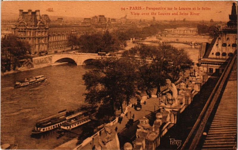 Carte postale ancienne Paris Perspective sur le Louvre et la Seine