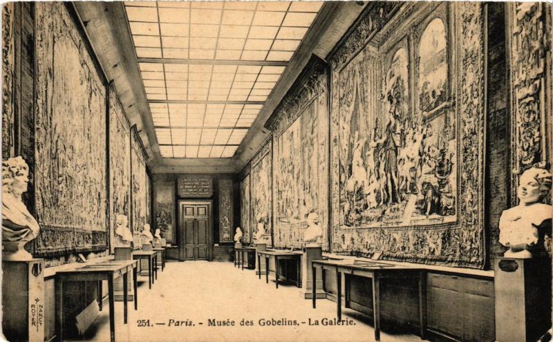 Carte postale ancienne Paris 13e Paris-Musée des Gobelins-La Galerie à Paris 13e