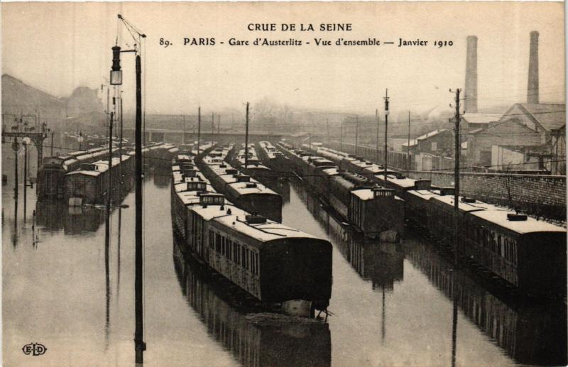 Carte postale ancienne Paris 13e Paris-Crue de la Seine-Paris, Gare d'Austerlitz à Paris 13e