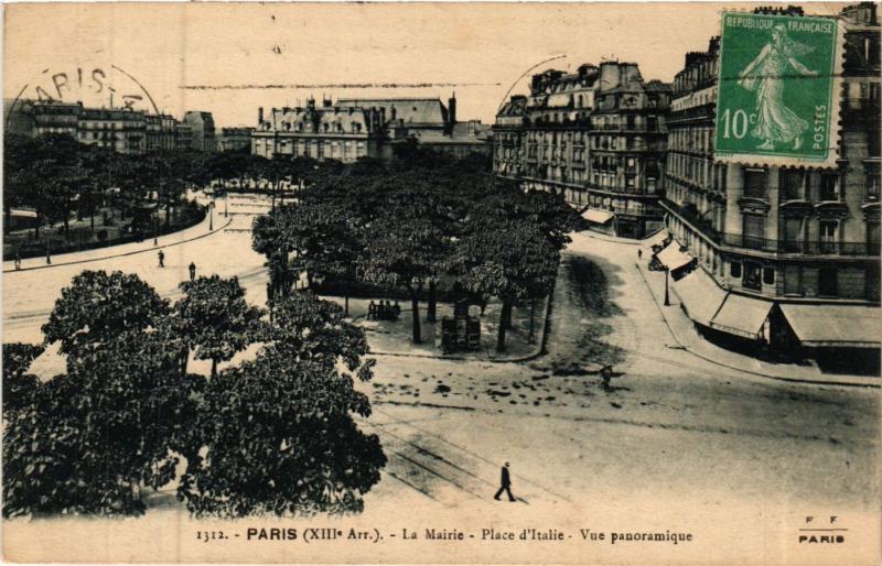 Carte postale ancienne Paris 13e Paris-La Mairie-Place d'Italie-Vue panoramique à Paris 13e