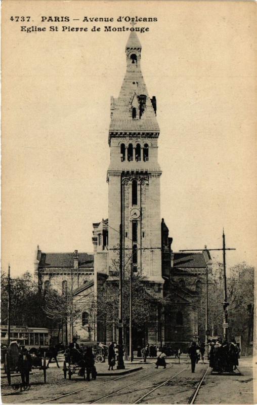 Carte postale ancienne Avenue d'Orléans - Eglise Saint Pierre de Montrouge à Paris 14e