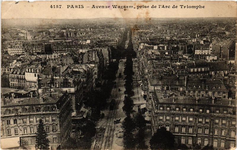 Carte postale ancienne Avenue Wagram, prise de l'Arc de Triomphe à Paris 17e
