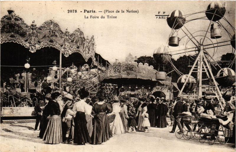 Carte postale ancienne Paris 12e Place de la nation Foire du Throne à Paris 12e