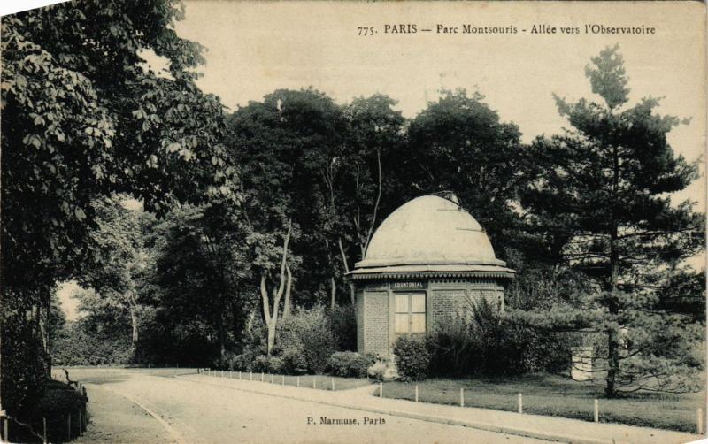 Carte postale ancienne Parc Montsouris - Allée vers l'Observatoire à Paris 14e