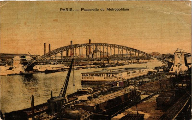 Carte postale ancienne Passerelle du Métropolitain (Austerlitz) à Paris 12e