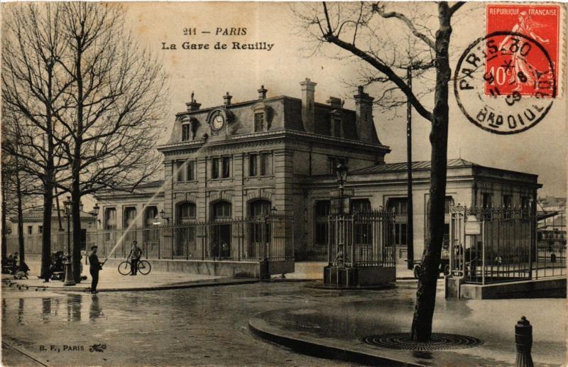 Carte postale ancienne Paris 12e-La Gare de Reuilly à Paris 12e
