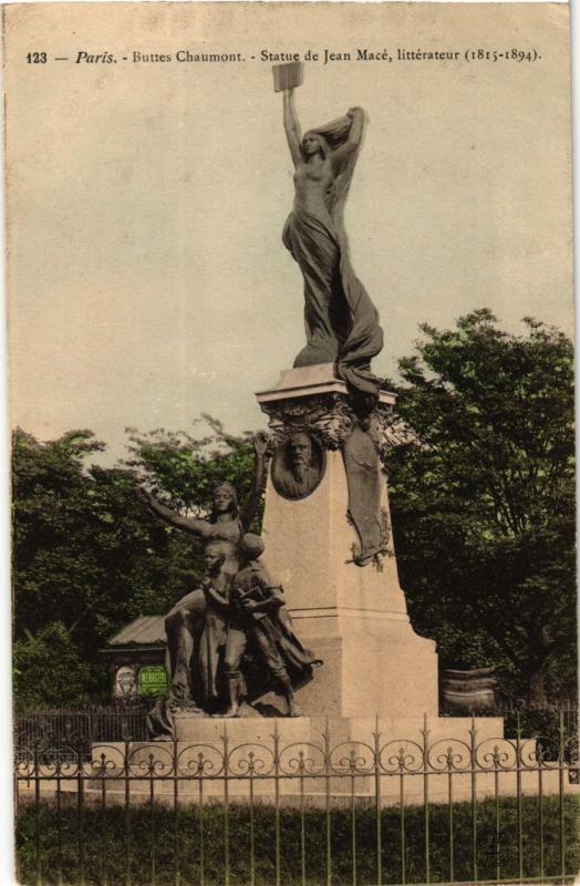 Carte postale ancienne Buttes Chaumont - Statue de Jean Macé à Paris 19e