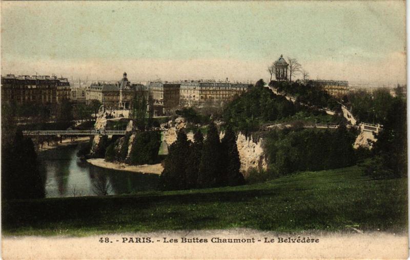 Carte postale ancienne Les Buttes Chaumont - Le Belvédère à Paris 19e