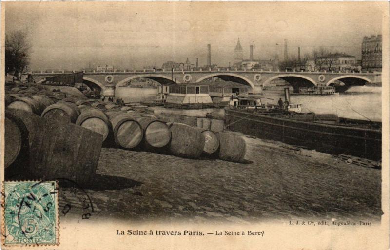 Carte postale ancienne La Seine à Bercy à Paris 13e