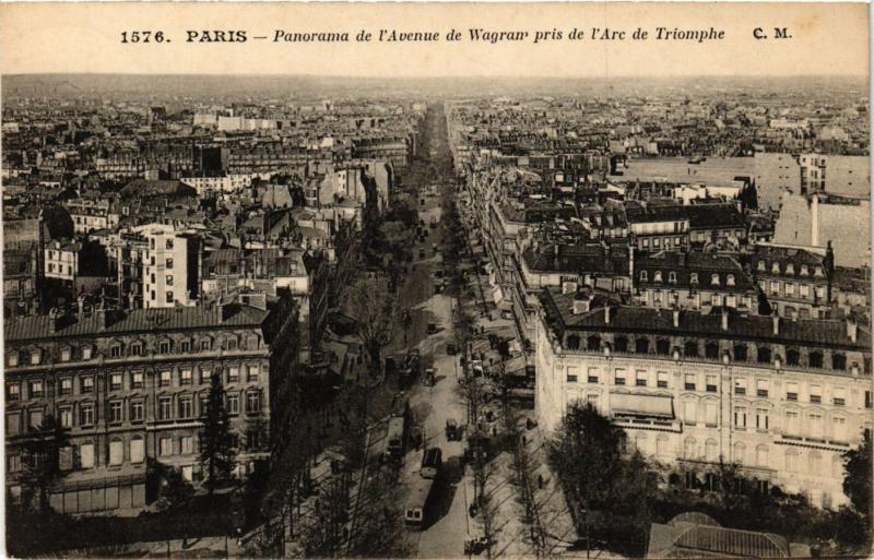 Carte postale ancienne Panorama de l'Avenue de Wagram pris de l'Arc de Triomphe à Paris 8e