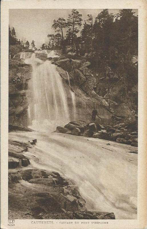 Carte postale ancienne Cascade du Pont d'Espagne à Cauterets