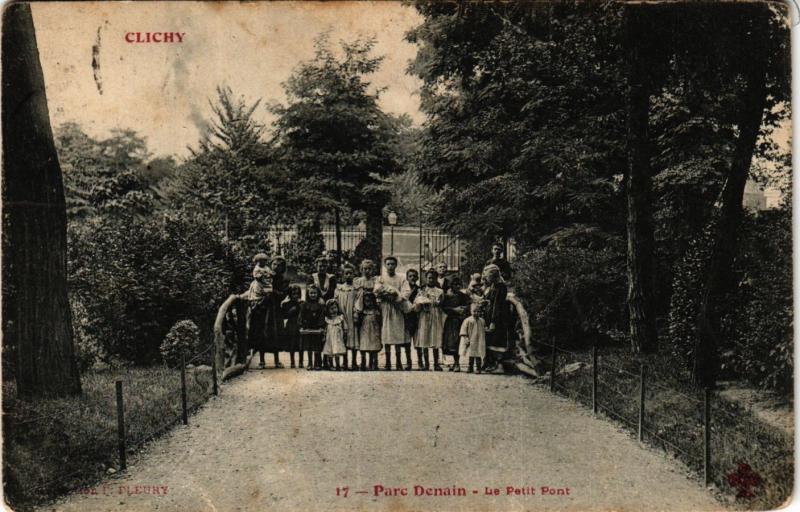 Carte postale ancienne Parc Denain - Le Petit Pont à Clichy