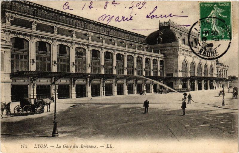 Carte postale ancienne Lyon - La Gare des Broteaux à Lyon
