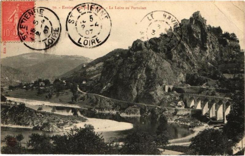 Carte postale ancienne Environs de Saint-Etienne - La Loire au Pertuiser