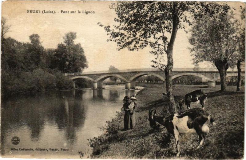 Carte postale ancienne Feurs - Pont sur le Lignon à Feurs