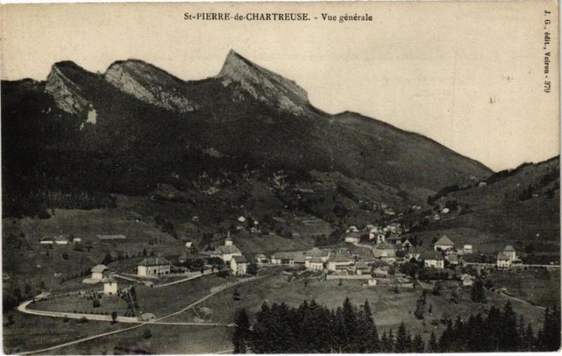 Carte postale ancienne Saint-Pierre-de-Chartreuse - Vue générale à Saint-Pierre-de-Chartreuse