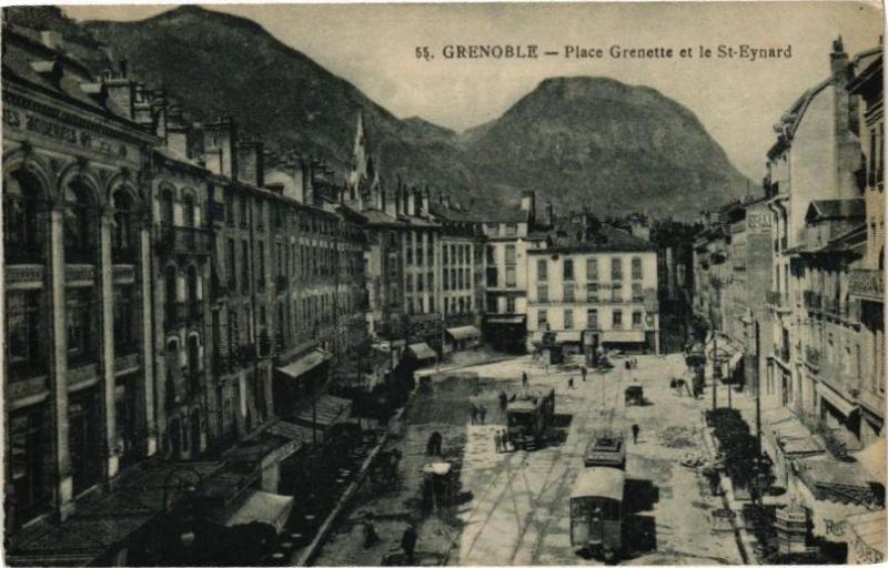 Carte postale ancienne Grenoble - Place Grenette et le Saint-Eynard à Grenoble