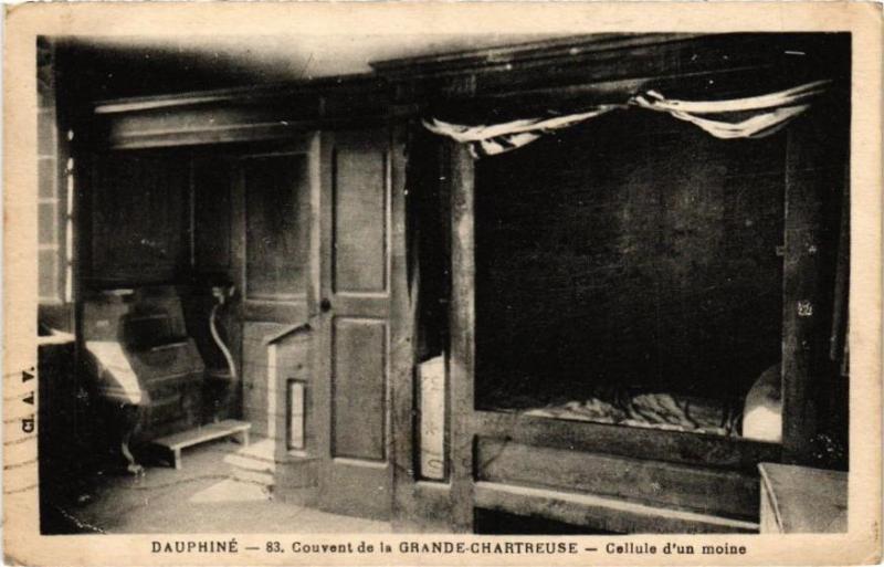 Carte postale ancienne Dauphiné - Couvent de la Grande-Cartreuse - Cellule d'un moine