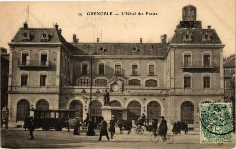 Carte postale ancienne Grenoble - L'Hotel des Postes à Grenoble