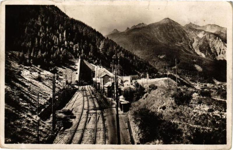 Carte postale ancienne Modane - Entrée du Tunnel de Frejus (Longueur 13052 metres) à Modane