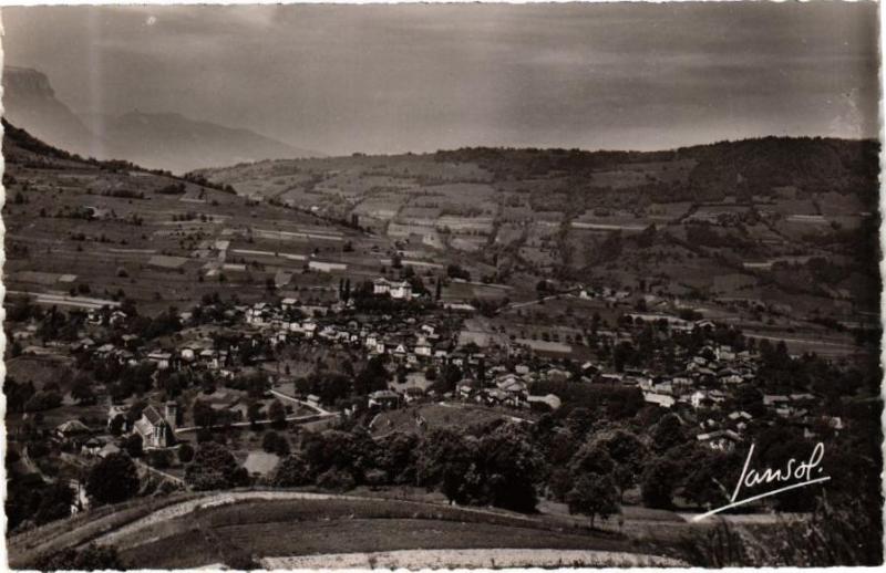 Carte postale ancienne Arvillard - Vue générale à Arvillard