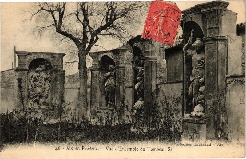Carte postale ancienne Aix-en-Provence-Vue d'Ensemble du Tombeau Sec à Aix-en-Provence